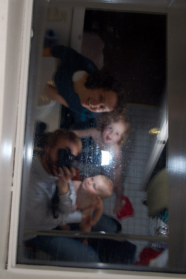 The family prepares for bath time