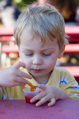 This kid can dip with the best of them