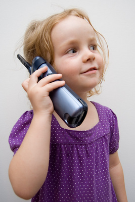Telling Grandma and Grandpa the big news (see Dinka's page for details)